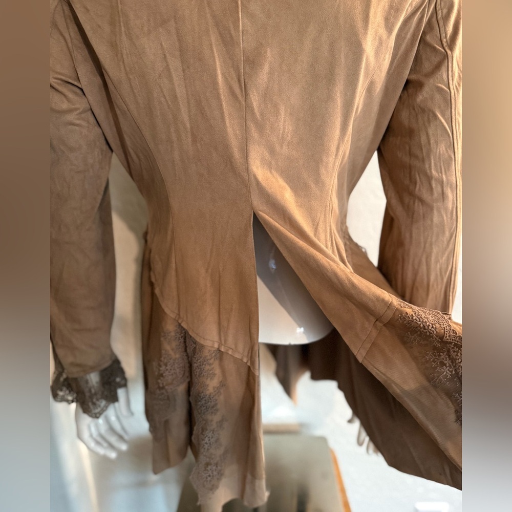 CINDY OH Vintage Women’s Tan Lace-Trim Button Front Top - XL - Picture 7 of 7